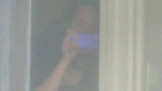 Молодий чоловік віддер порно мама сином кульгаву телицю з шикарною дупою.