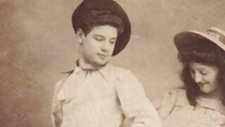 Худа блондинка на porno video mama рак кінчає від великого члена в пілотці.