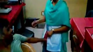 Томмі Ганн займається порно з мамою друга сексом з новою грудастою подружкою