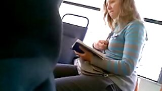 Спортивна блондинка дала у пілотку молодому тренеру. порно відео з мамою