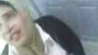 Блондинку трахкають двома членами і знімають на відео на кастингу. порно зрілих мам