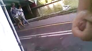 Дві секс с мамою молоді лесбіянки з тату на тілі трахкають один одного мовами.