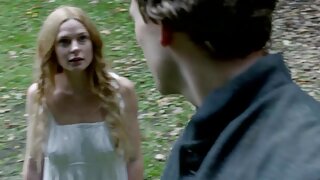 Пара симпатичних porno video mama дівчат займається лесбійським сексом з нагоди.