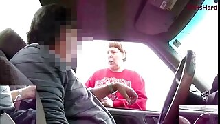 Лесбіянки з великими porno mamu цицьками в різних позах пестять один одного.