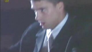 Зріла лесбіянка вилизала кицьку mat porno молодій білявці