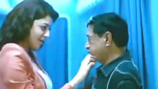 Красуня в панчохах порно мама з сином насаджується на член свого друга і отримує оргазм